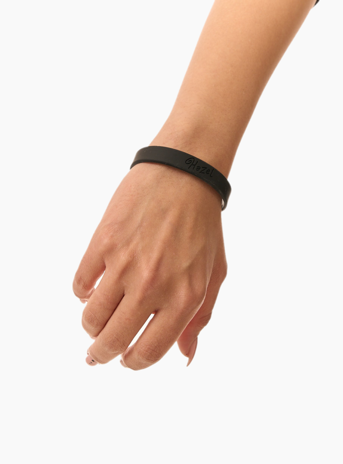Black gift bracelet from Hazel